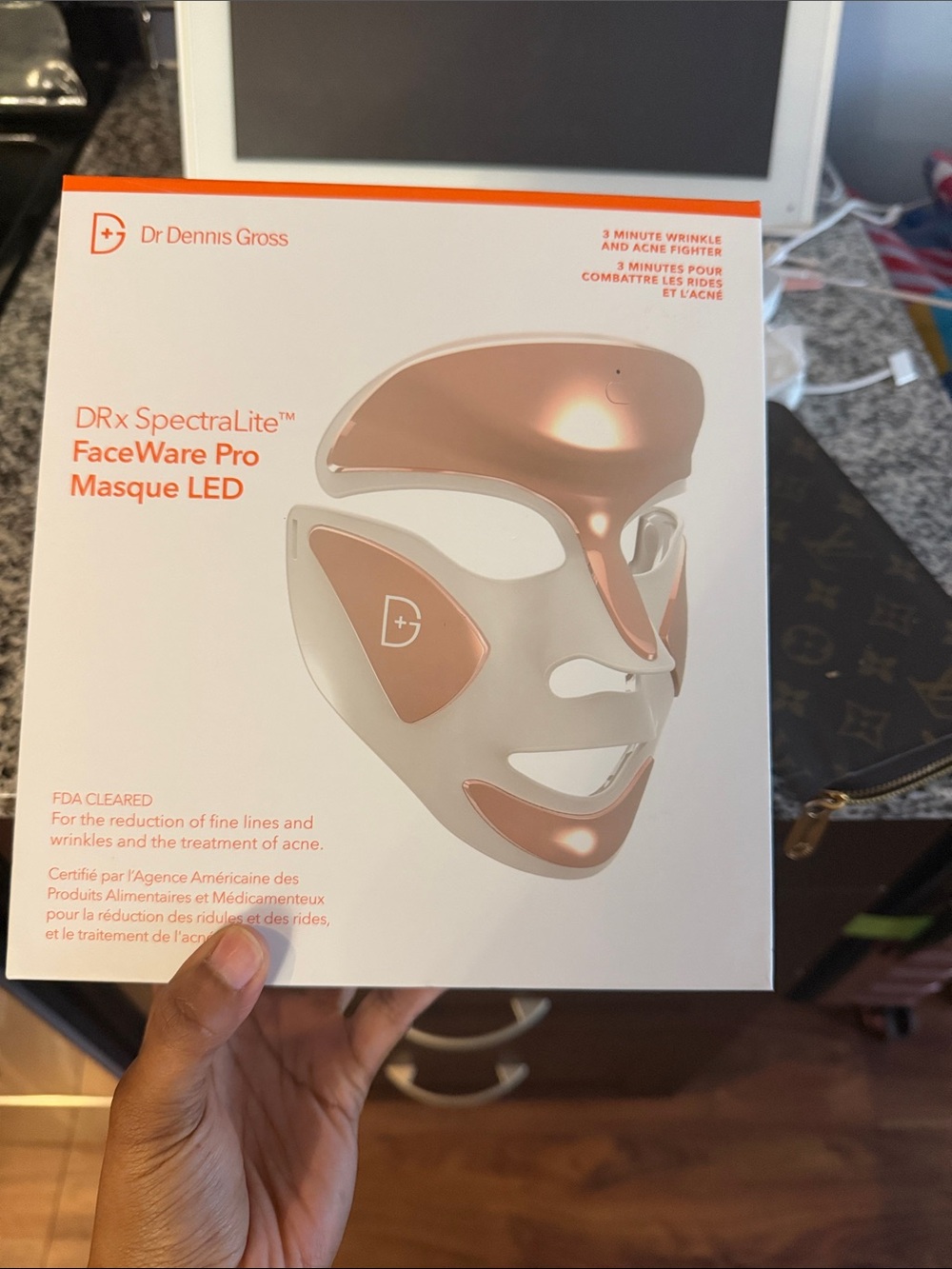 Dr Dennis Gross DRx SpectraLite FaceWare Pro LED Mask - Rose Gold & White